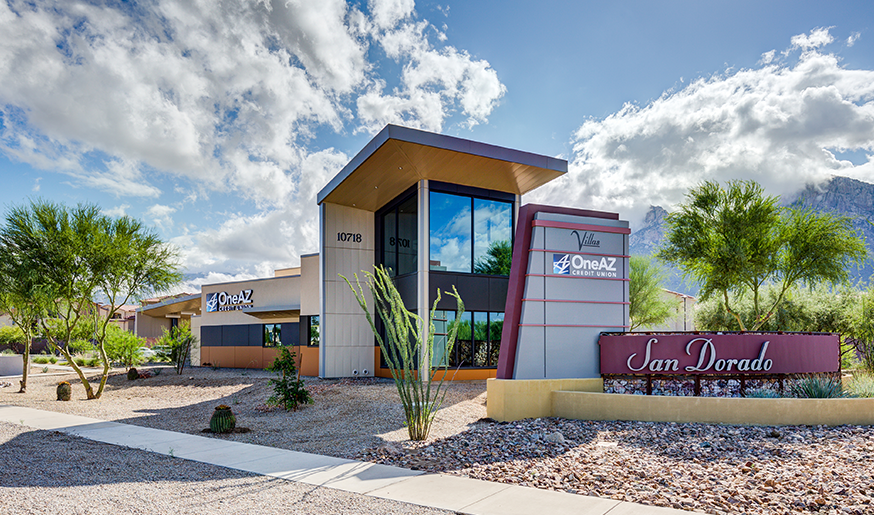 Outdoor shot of new Oro Valley branch