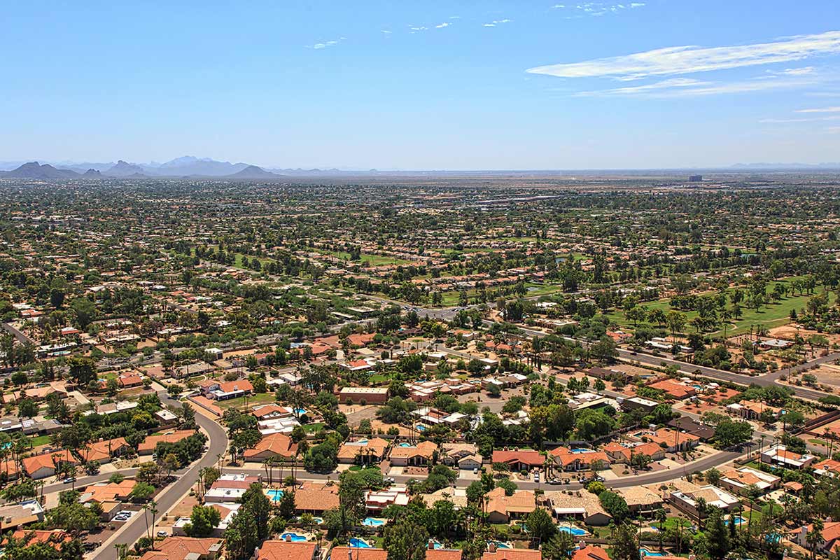 homes in a Scottsdale, Arizona neighborhood