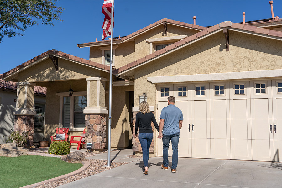 couple buying house