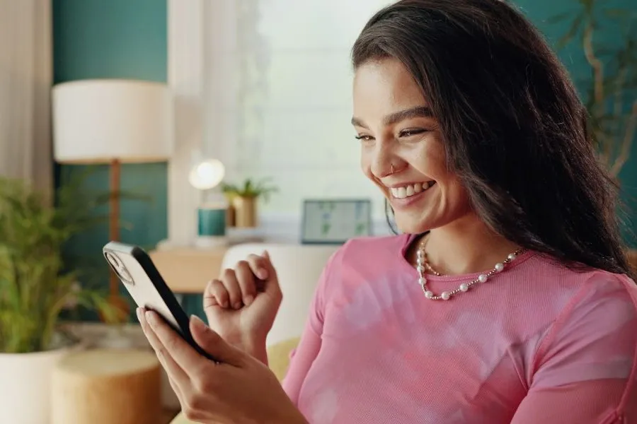 Digital Banking Tools That Save Money 2026